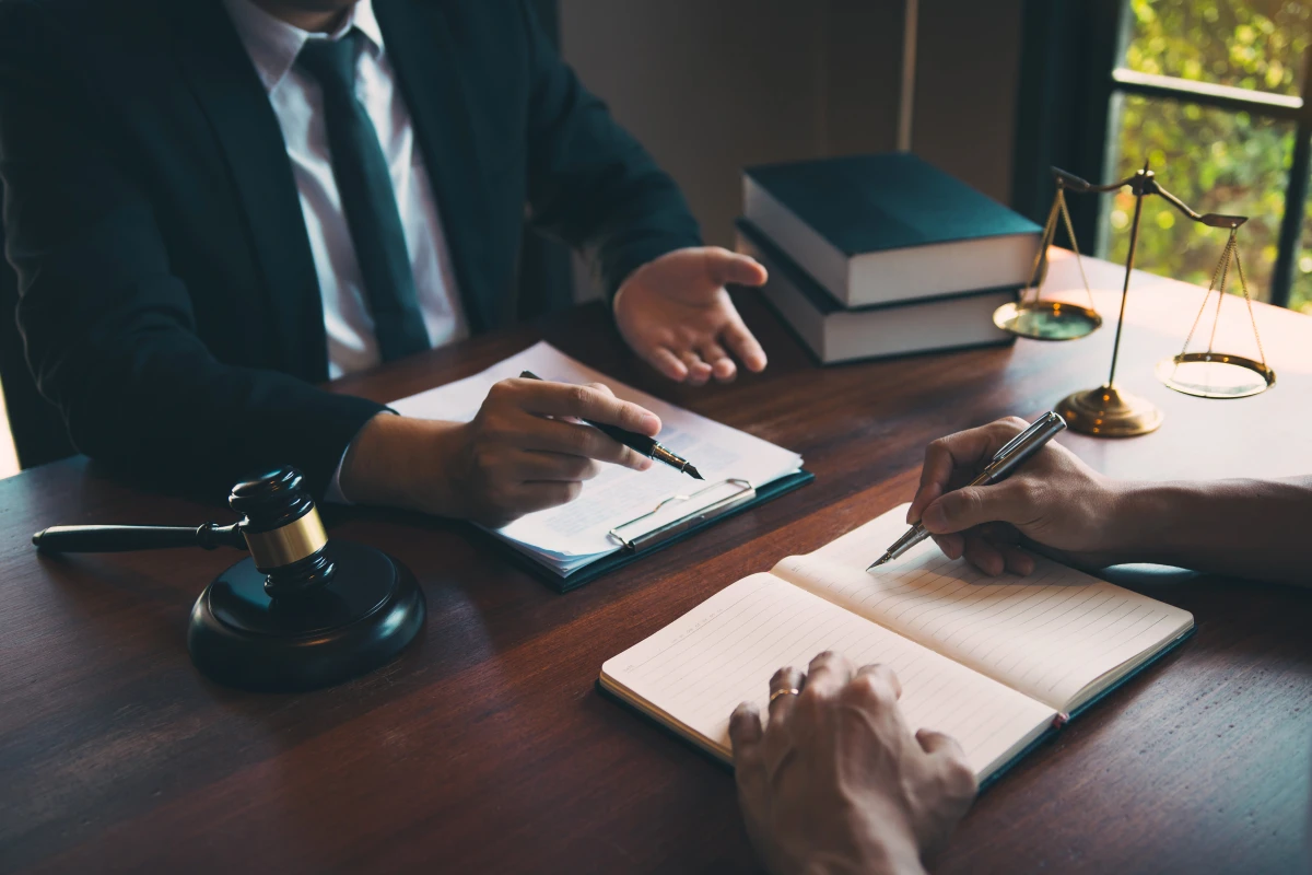 Rédiger un testament légal : guide complet pour protéger vos proches